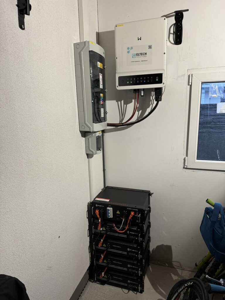 Batériový systém Pylontech Powercube s riadiacou jednotkou SC0500 a modulmi H48050